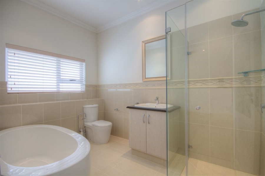 4 Bedroom Property for Sale in Royal Alfred Marina Eastern Cape